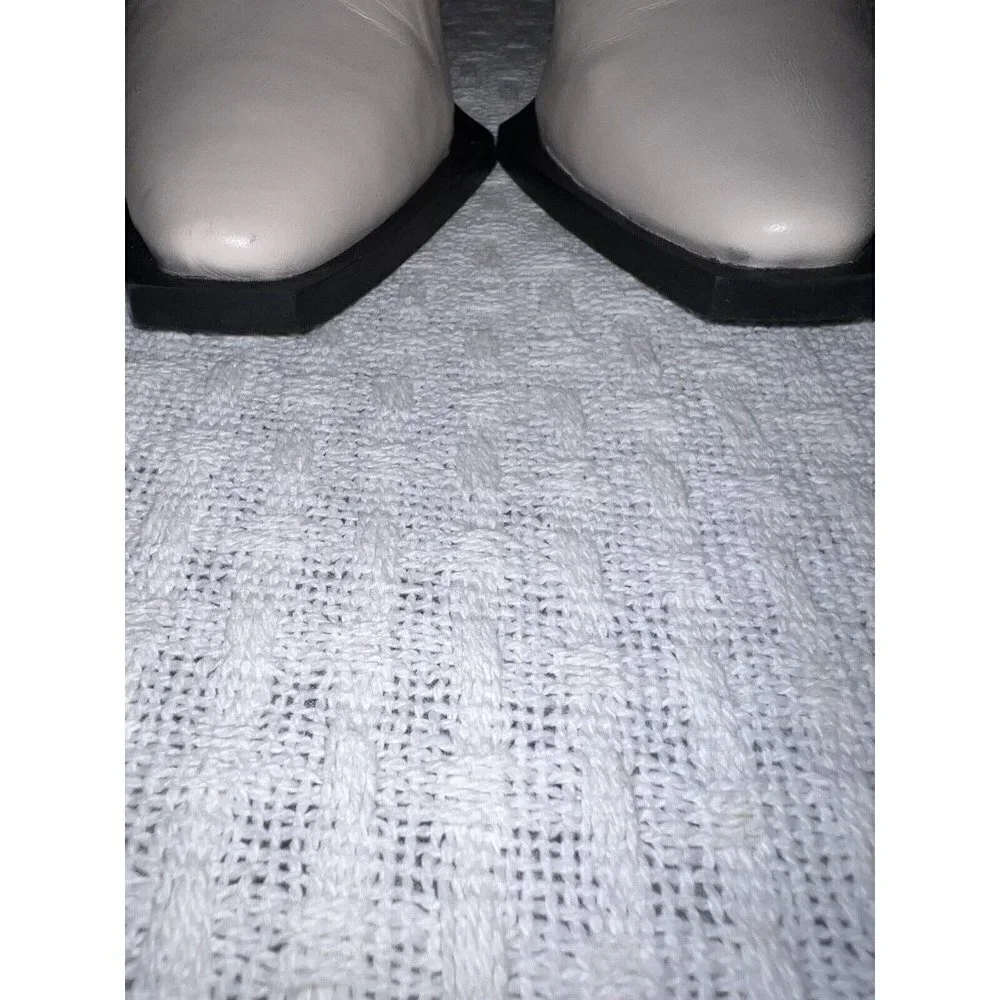NASTY GAL Contrast Off White Leather Western Ankle Heel Boots - Picture 5 of 15